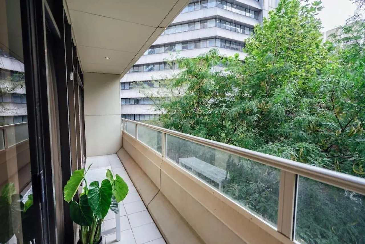 Serene On Grenfell Adelaide Apartment